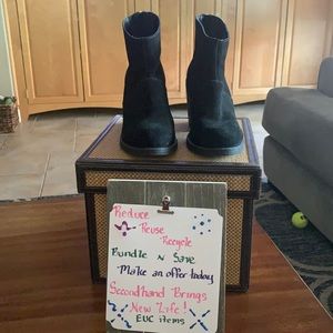 Steve Madden black bootie